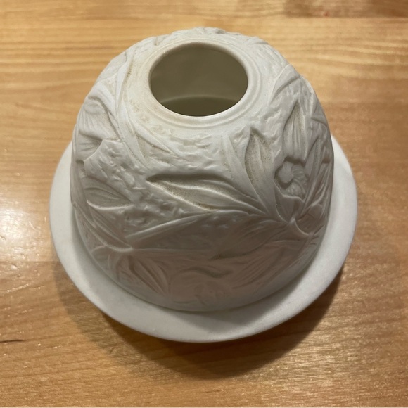 Seagull Studios tea light holder very beautiful. In excellent condition. - Picture 2 of 6